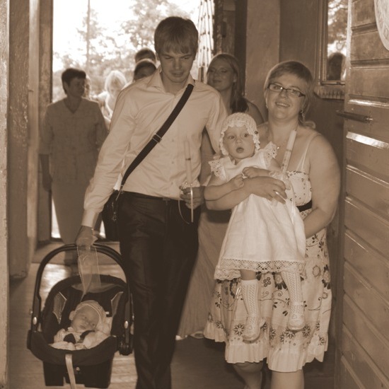 Krik&scaron;to rūbai berniukui ir mergaitei 2010 m.